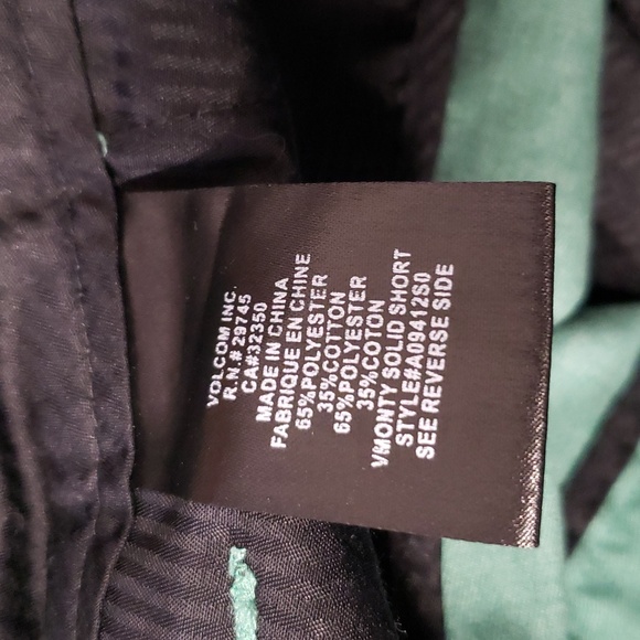 (28W) Volcom Classic Bermuda Shorts Casual Outdoor Sporty Mid Length Slim Fit - Picture 4 of 11